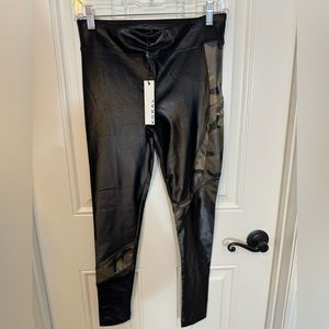 🔆KORAL BLACK WORKOUT LEGGINGS🔆